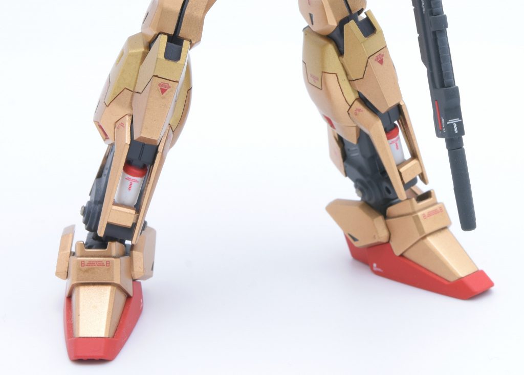 脛のシリンダーの塗り分けがお気に入りです。