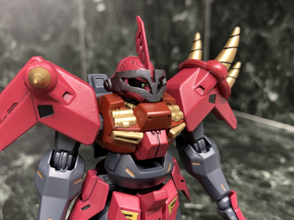 フェイスガードも稼働式です。