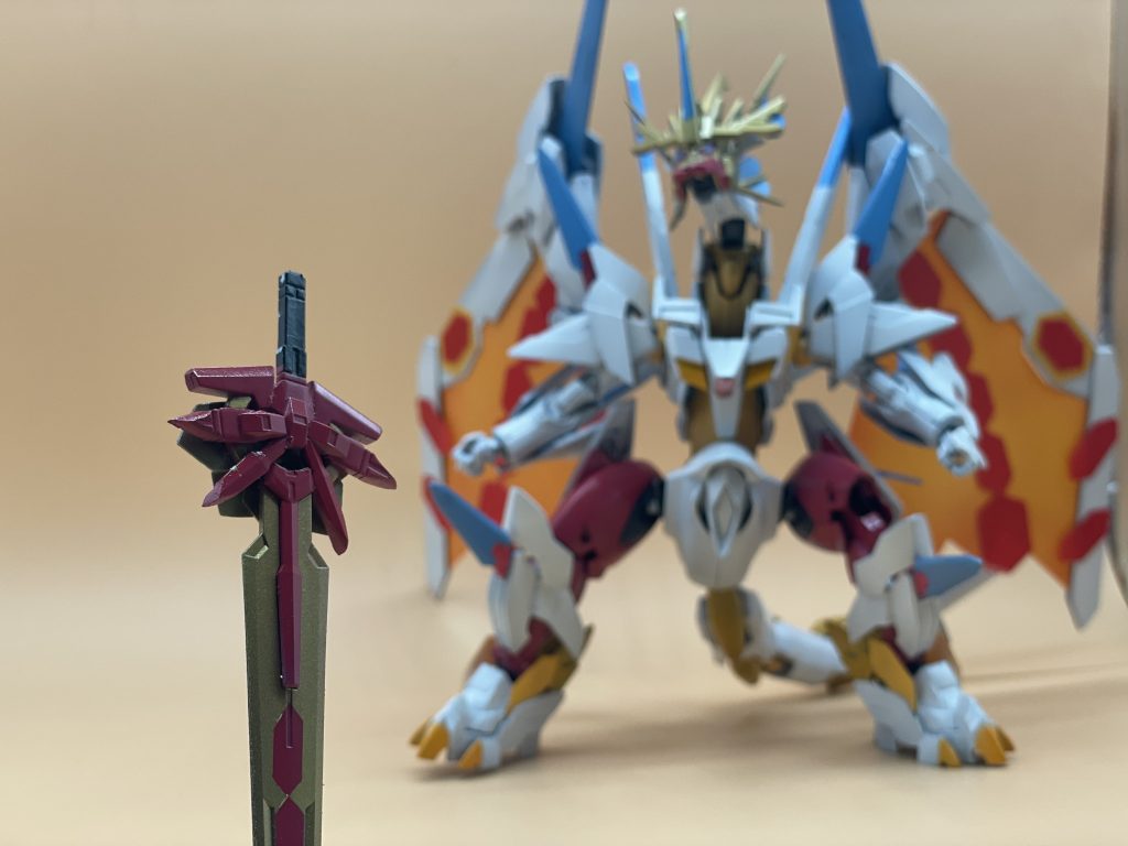 まずは輝きの聖剣シャイニングソードを召喚!!