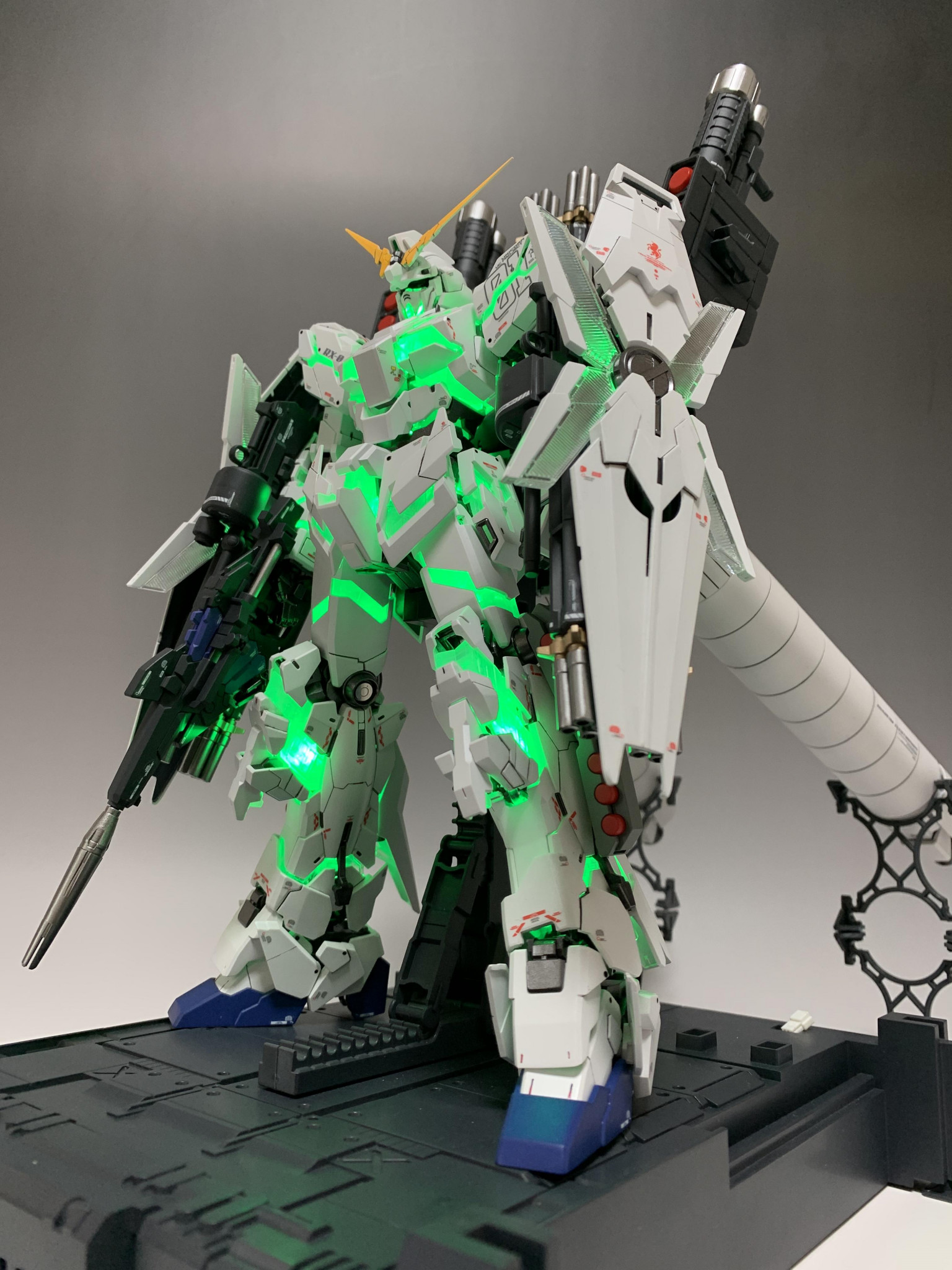 MGEX フルアーマーユニコーンガンダム｜ワッキーさんのガンプラ作品