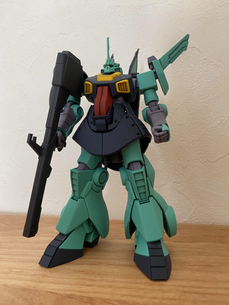 作りやすい上にスタイルも抜群の好キットですね。