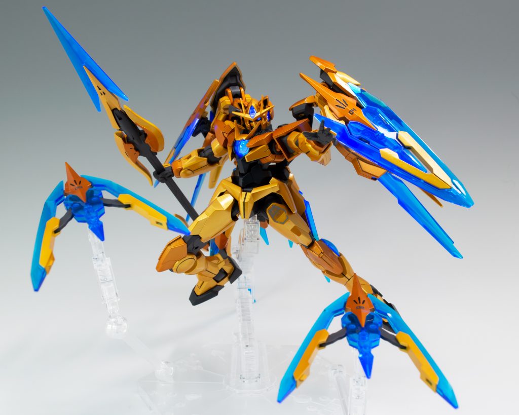 GNソードビットは全部で4機。射撃も斬撃もこなすスグレモノ。