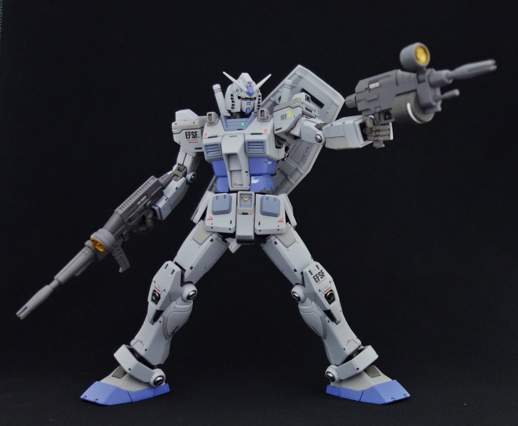 本体色は2色で塗り分け。デカールはオリジンガンキャノンなどを使用。