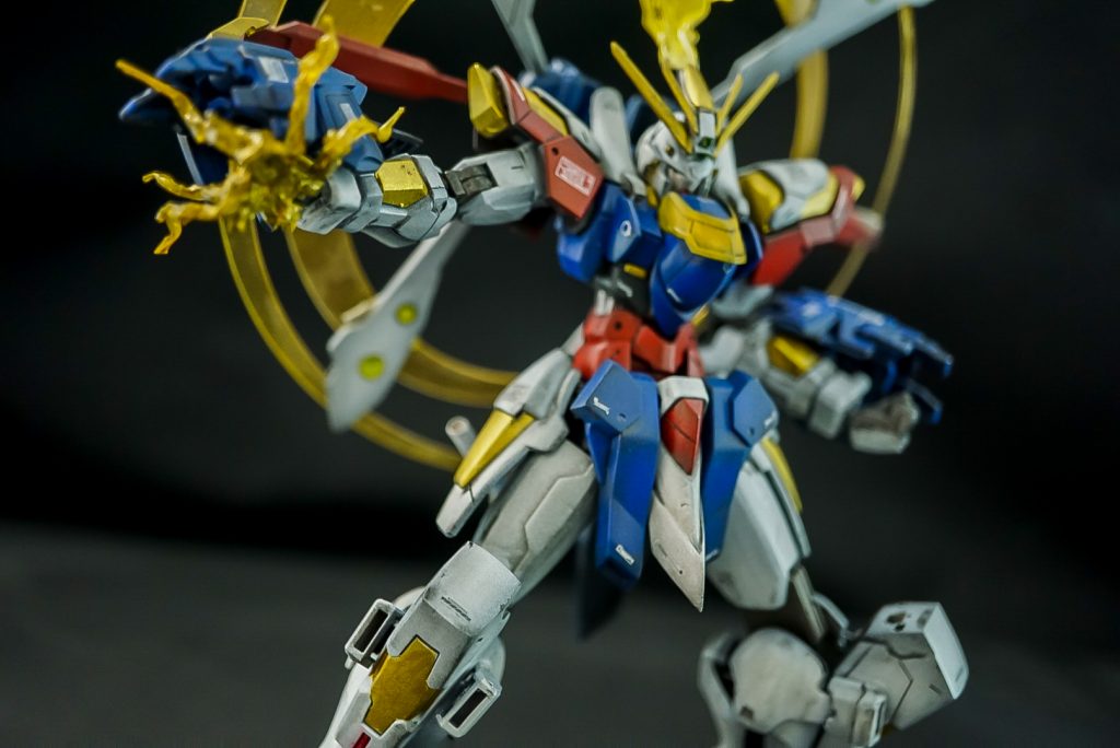 ライトニングゴッドフィンガー強力な電撃を纏うゴッドフィンガー口上が上手いこと浮かばなかった…手甲は一応もとキットと同じ差し替え式で上下に移動できます