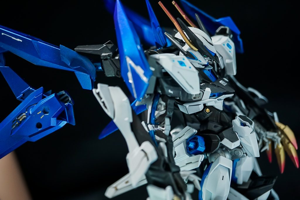 という訳でオーヴァーロードアストレイでした前々からいじりたかったキットですが、組み終えた一時間後には多少形になってたのでだいぶ自分の性癖も固定化されてきてるなと感じました、良いのか悪いのか知りませんが😅ではではご覧頂きありがとうございました😌