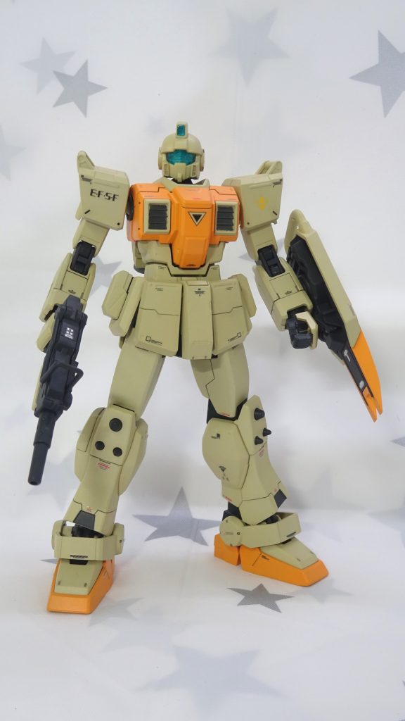 正面。本体色はIDF戦車色のグレー1(シナイ半島)とクールホワイトを少量混ぜた色。良い砂の感じが出たと思います。