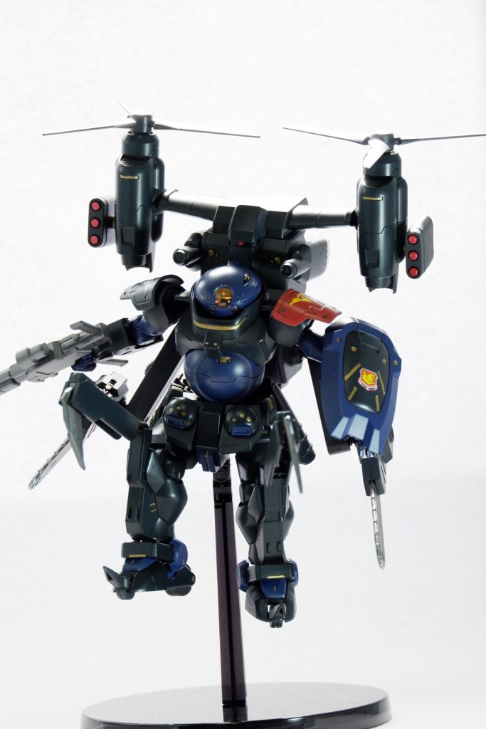 頭部の色をティターンズからーにしたVer。当然レッドベレーのギミックもあります。