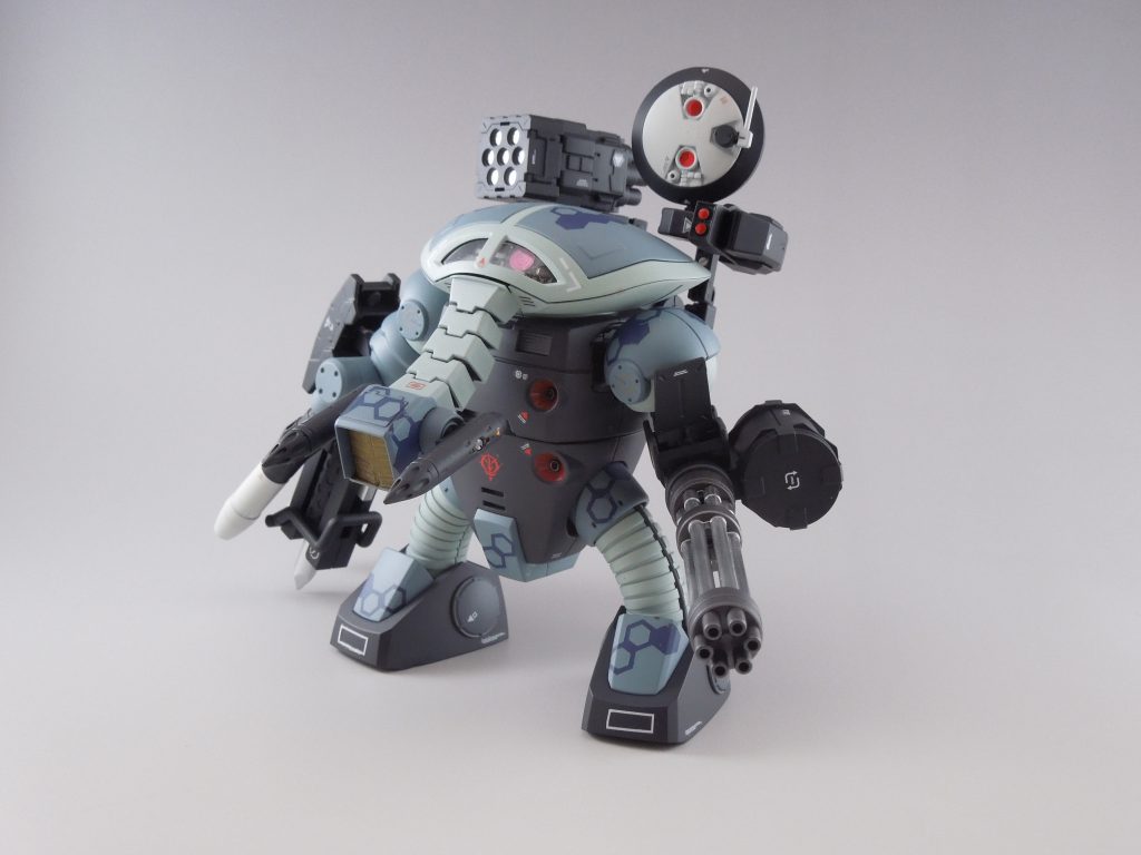 ヘックス迷彩が気に入っています。大部分のカラーを基本的にグレー系で塗装し迷彩部分とその他の部分でも上手く差別化できたと思います。