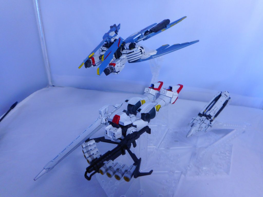 オリジナルギミックでインパルスと同じで分離できます