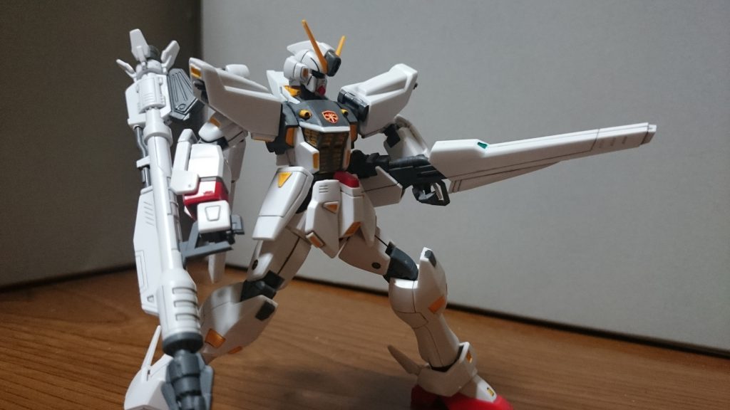 後の武器はF91のV.S.B.R.、ビーム・ライフル、ビーム・サーベル、クロスボーンのブランド・マーカーっス