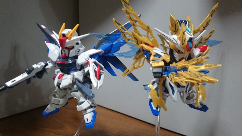 ・SDCSフリーダム(CSフレーム)と。ちなみにこの諸葛亮。装飾が干渉しまくって、あまり動かせないという…