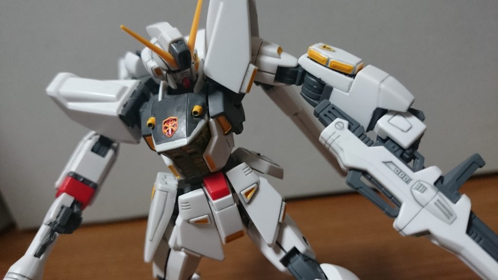 個人的にF91の前腕は形状が好みなのでこちらも実装(上腕の装甲のパーツはX1のものを使用)