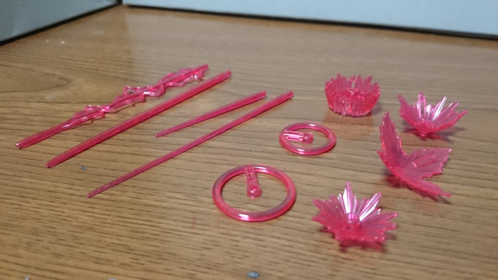 カスタマイズエフェクトの銃撃イメージVer.が付属。正直これ目当てで購入したっス。00の太陽炉搭載機に使えるし。そしてこれだけ組んで２ヶ月くらい本体放置してた…