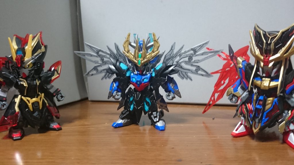 ・ブルーウィングの武将たちと。はやくトールギスたちも欲しいっスね