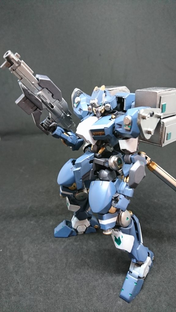 ガンダム・バティン–4枚目/制作者:カルシウムボンバー