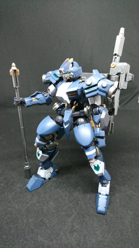 ガンダム・バティン月面探査装備バックパックの換装と装甲の追加を行いレーダーの展開とスキャンができ槍型の武装「リコンロッド」を使用することで現在地を「P.O.R.T」に送信と探査データを贈ることができる推進剤を多く貯蔵でき長期の探索が可能になった厄祭戦後の月にはまだ隠されたものがあるかもしれない失われた技術やデータが月に眠ってる MAと共に……