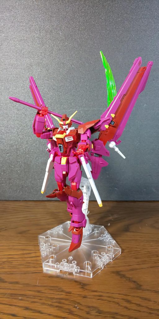 「さぁ踊りましょう」キットに平手が付くのが良いですよね。