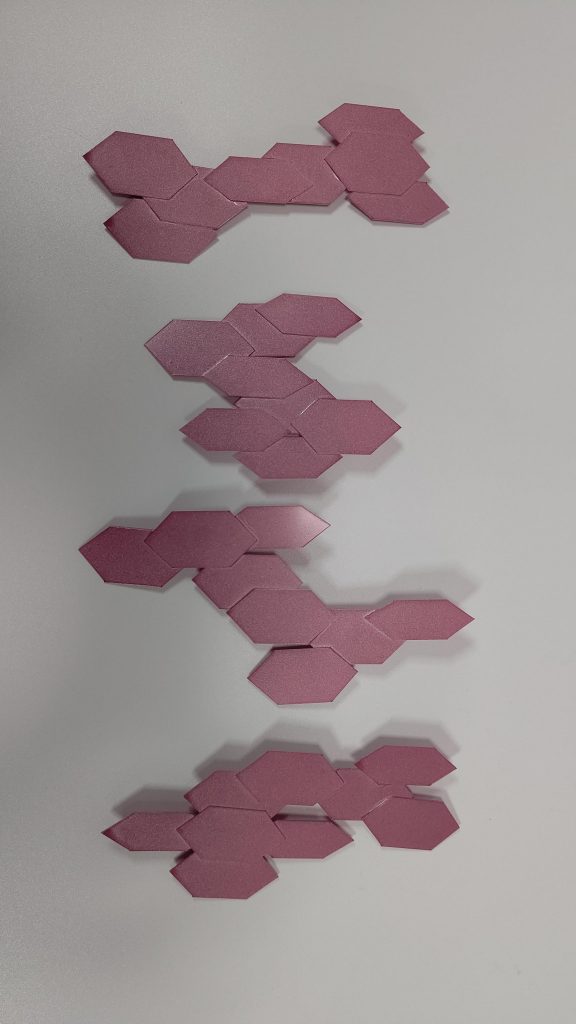 ランダムっぽく付けて完成