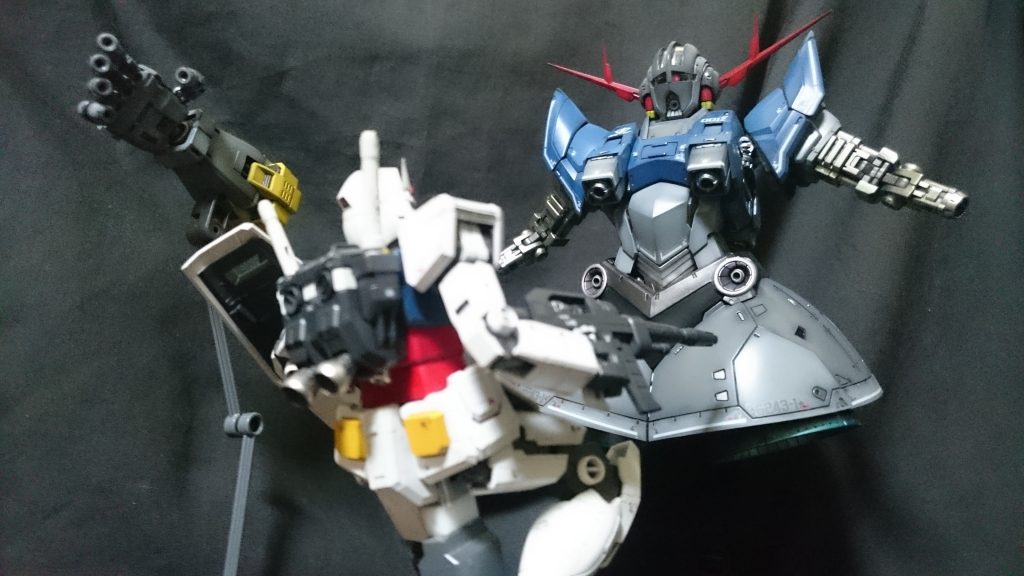 「こう近づけば、四方からの攻撃は無理だな シャア‼」最新のRGだけあってとても組みやすく、ゲート跡やパーティングラインに至るところまで目立たない位置にくるように設計されており、進化を感じます。入手しやすくなったら、もう一度作りたいキットでした。最後までご覧頂きありがとうございました。