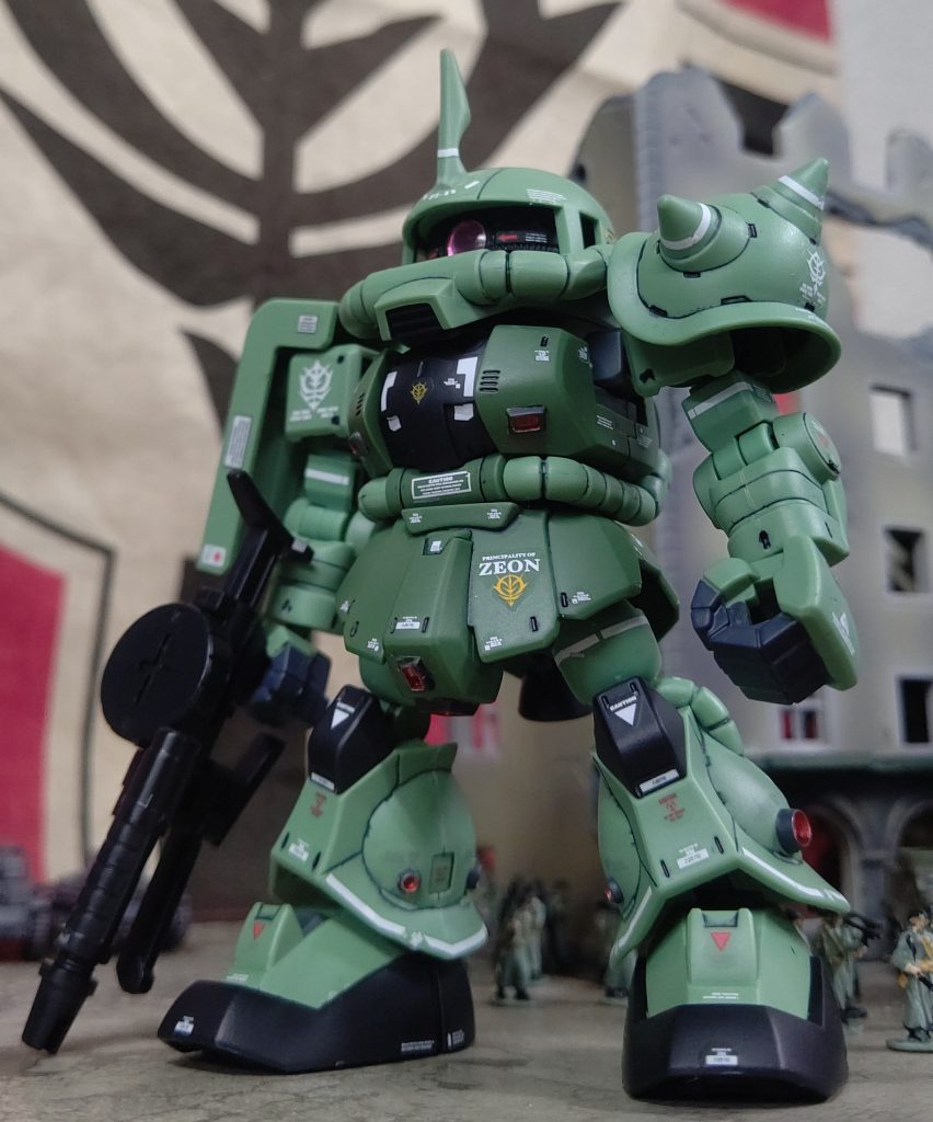 デカール貼りまくり貼る工程が一番好きなのでゴテゴテにします。