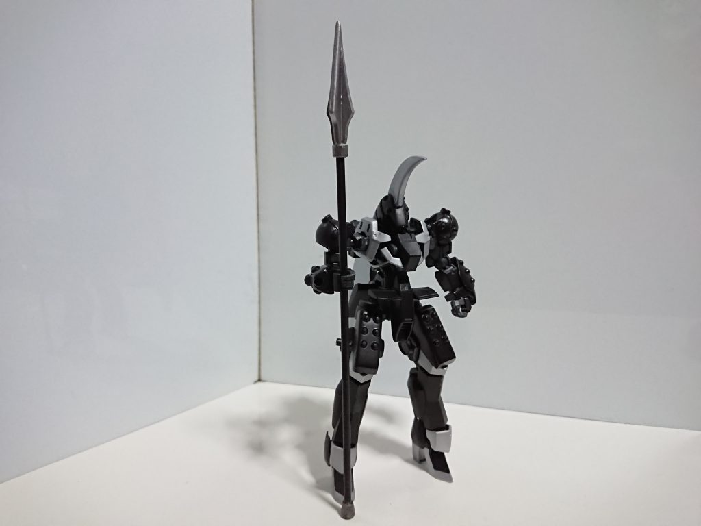 アトミックランス追加武器として作ったケットル星人の槍。作った理由は二刀流ツルクモードとかをやったとき片方が手ぶらになるのを防ぐためです。