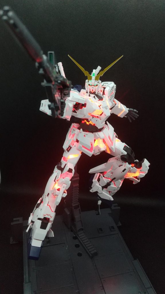 MGEX ユニコーンガンダム–7枚目/制作者：玩具野郎-END