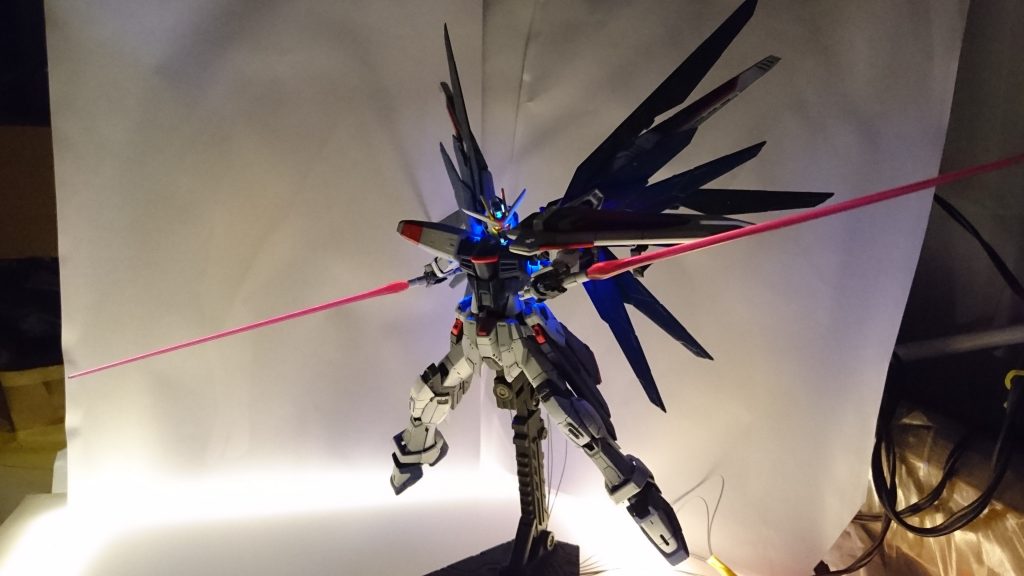 セイバー解体ポーズ