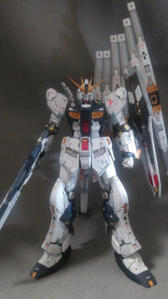 RGニューガンダム–2枚目/制作者：しゆう