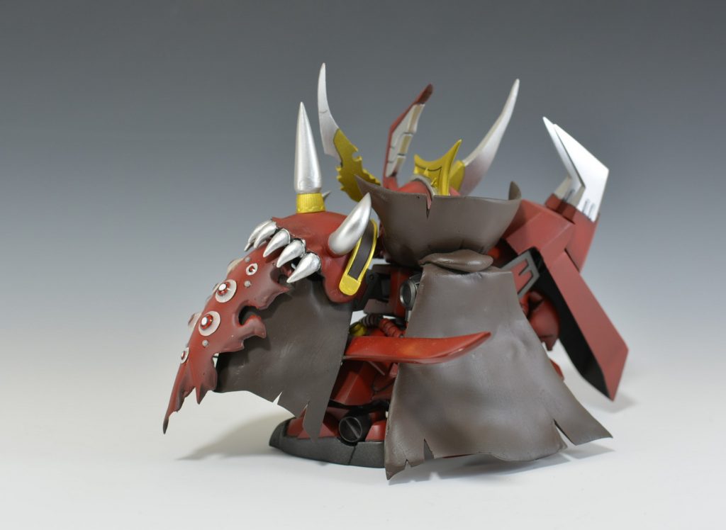 マントもプラとパテで固定化