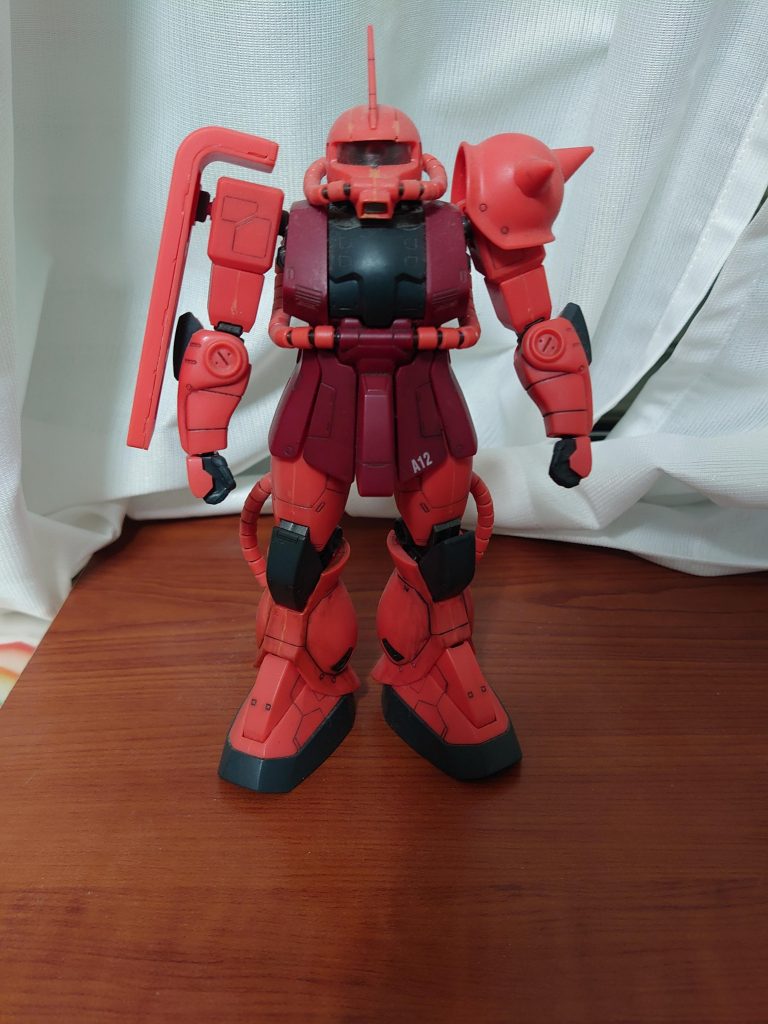 元は四半世紀前に作成したザクⅡです