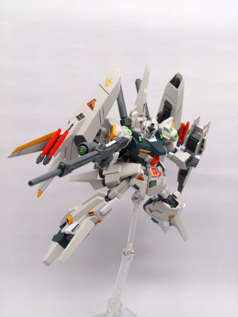 ビームライフルはセンサーパーツを追加。