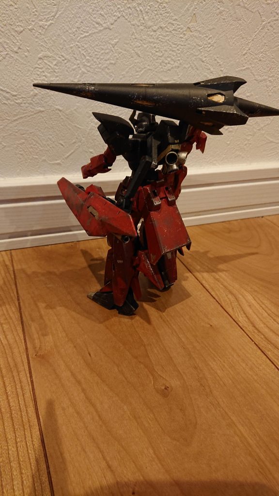 パーツのポロが多くて非常に苦戦しました。