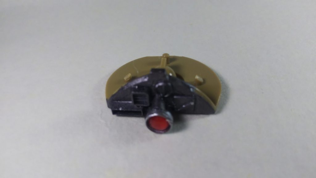 モノアイは、コトブキヤパーツとHアイズ赤をしようして、他のディテールもコトブキヤパーツでデッチUPしてます😁