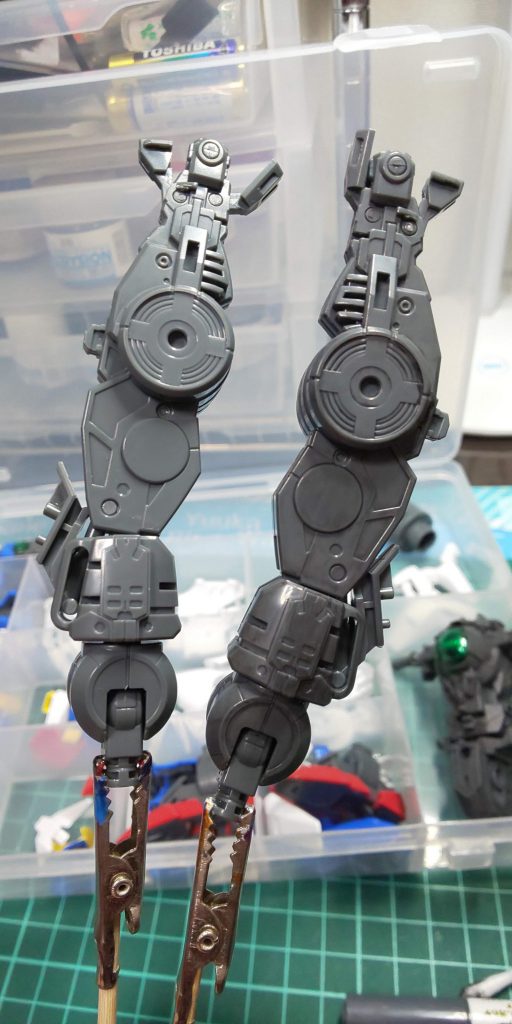 リアルタッチマーカー グレー骨はABS、リアルタッチマーカーで軽く汚しました。