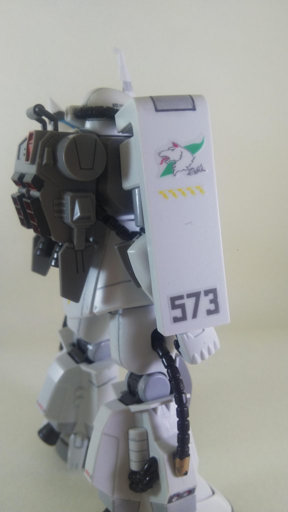 反省点が、かなりありました。スジボリ工具を自作したので深かったり浅かったりガイドテープが売り切れで代替え品でやったら線がよれたりで反省ですね