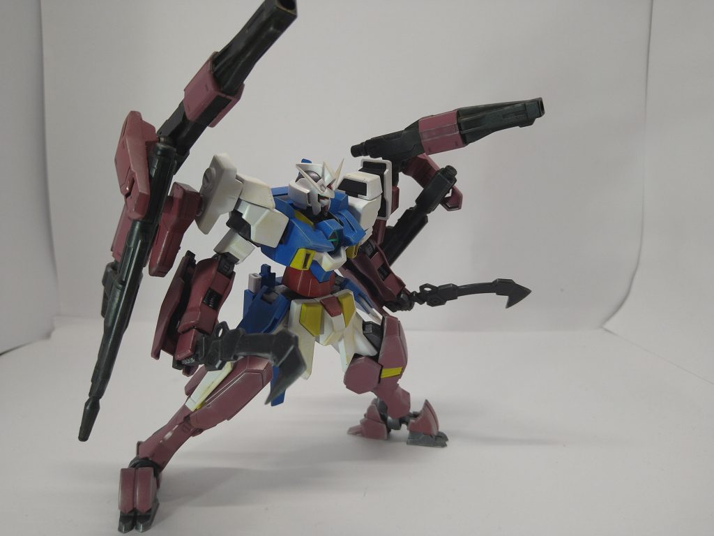 アサルトナイフもフラウロス装備の物と同様。基本スペックも変わらずです。