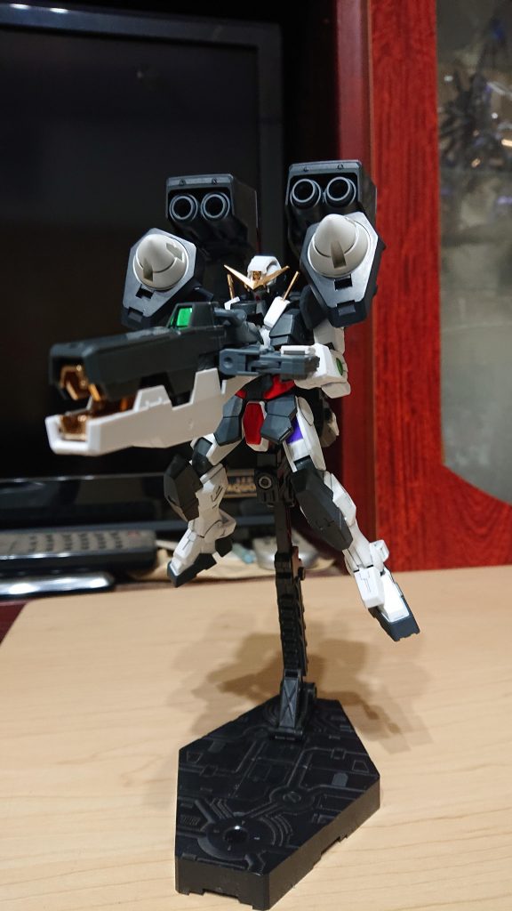 ダブルオーのツインドライヴが余っていたのでなんとなく追加。連射できないＧＮバズーカも連射出来そうです。