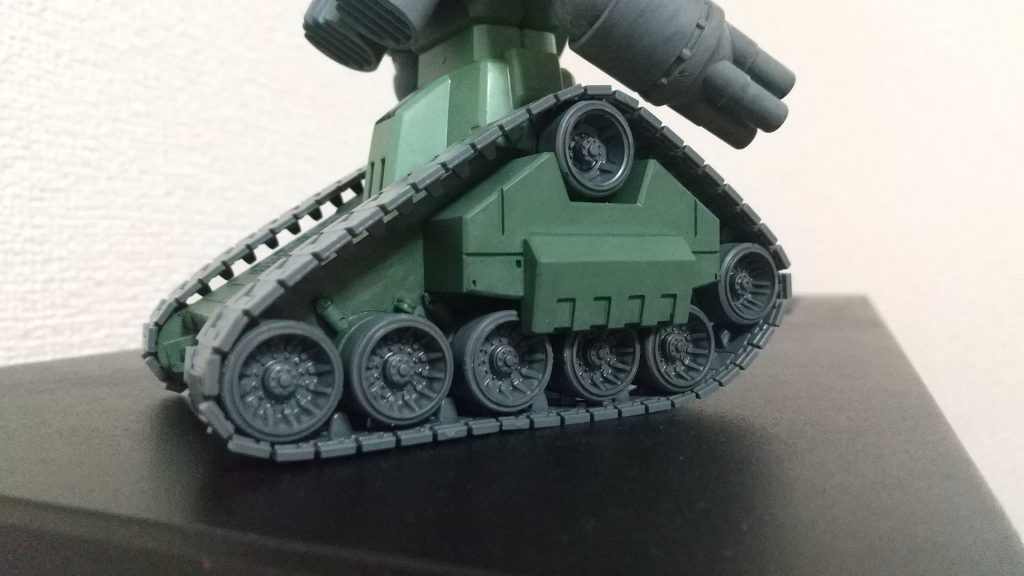 モスグリーンの装甲がエロい(?)