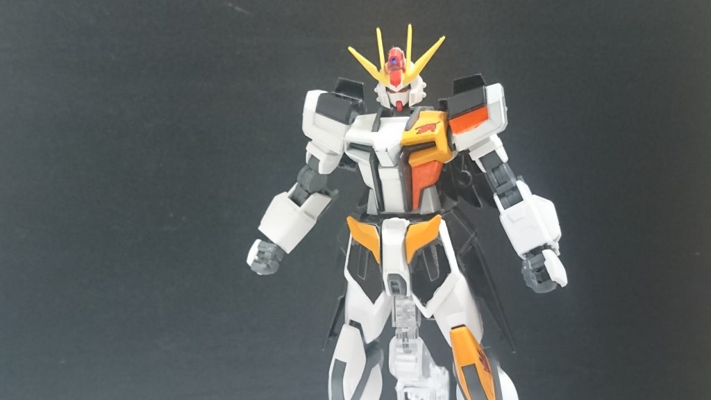 【東方ガンプラ】射命丸文専用ガンダム–2枚目/制作者：ラント・ダックス【@RUNT_DACX】