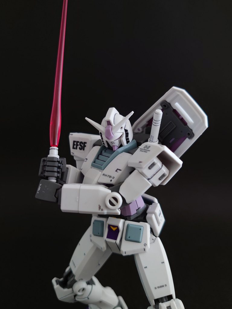 さすがの可動域🌟サーベル両手持ちも余裕です👍