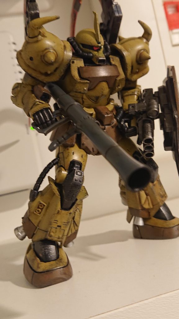 手持ち無沙汰だったのでバズーカは後づけでした。