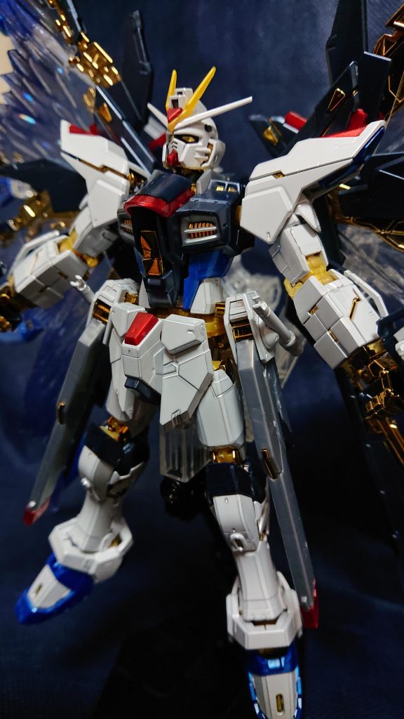 デカール貼付前のポージング