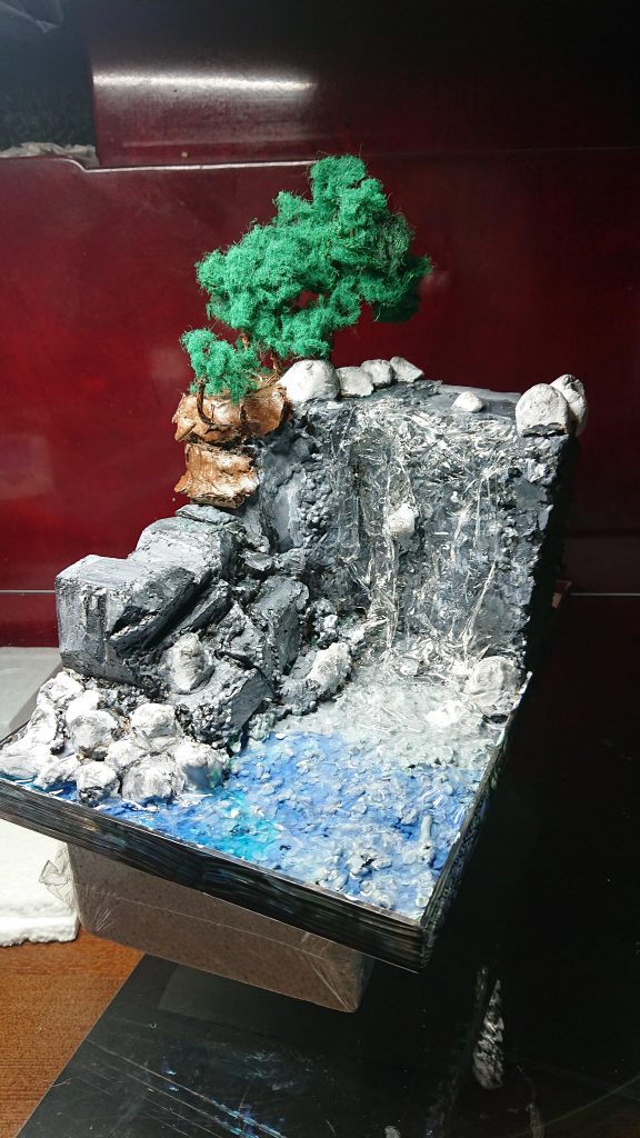 いまいち❗後は白でペイント全て100均まぁそれなりに見えるかな💦