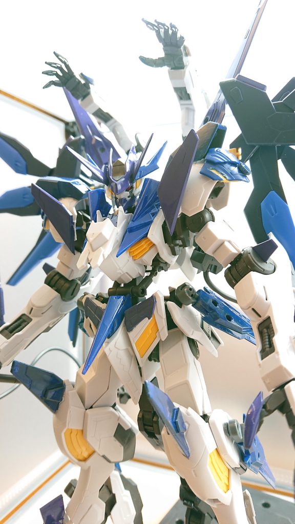 ディザイアが生み出した新たな敵を倒す為に月牙隊、白天騎士団、剛血武闘団が立ち上がる!!