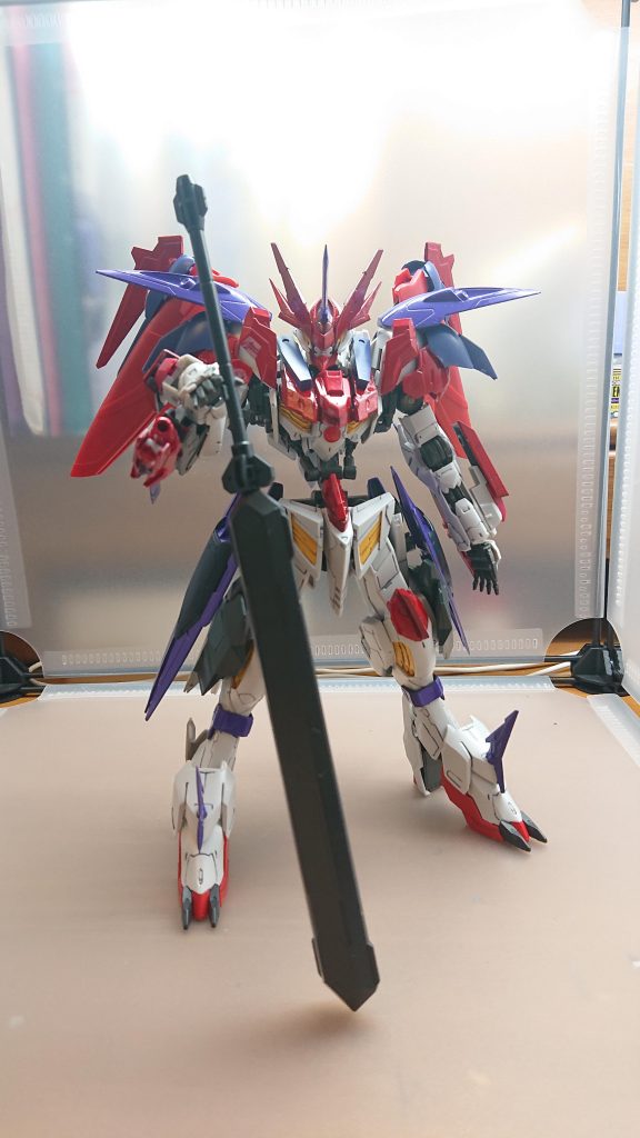 鉱物を使ってソードメイスを錬成材料があれば一気に複数の武器も生み出せる