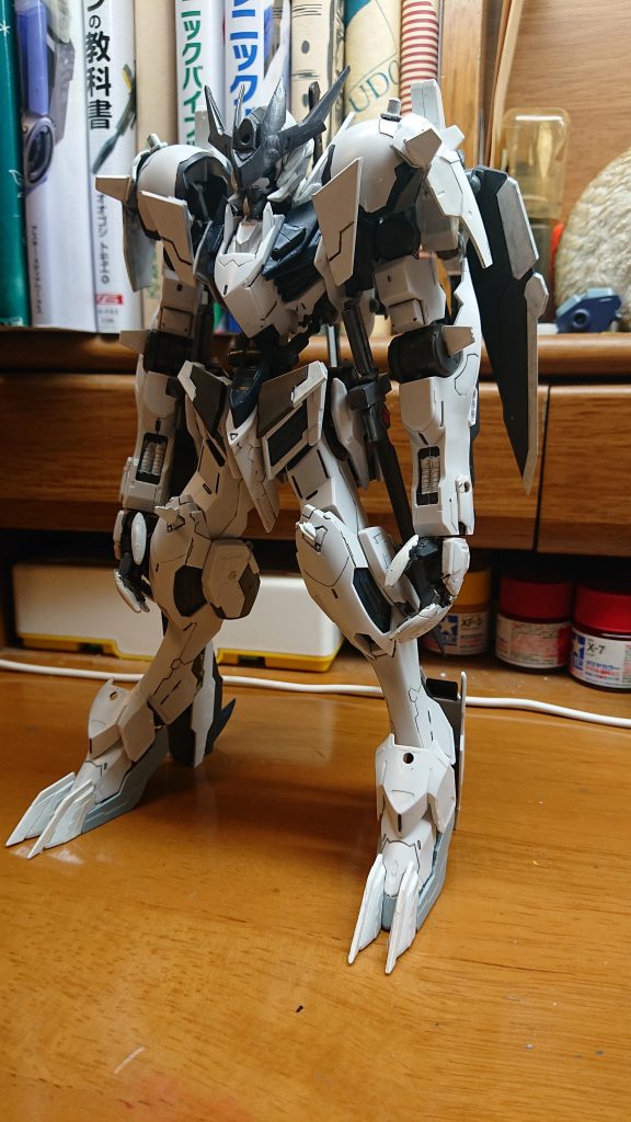 これをヴォルフに使用改造前の軸パーツと違い折れる心配はなくなりましたでももうちょっと創意工夫をしていきたいと思います上手くいけばこれからの改造の役に立つかも？