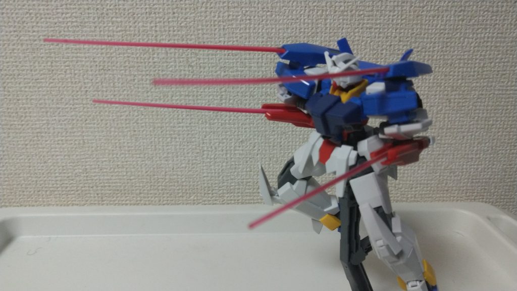 ファイティングモード・突撃形態相手を串刺しにします。