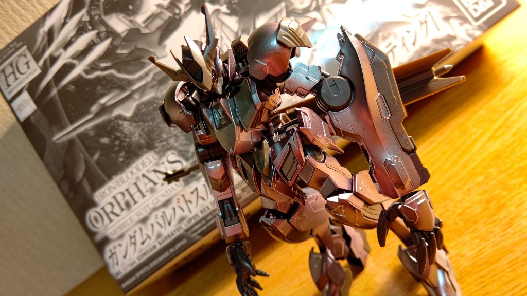 HG ガンダムバルバトスルプスレクス[アイアンブラッドコーティング]–2枚目/制作者：ナオキ@ZiHUpwREbac0UTZ