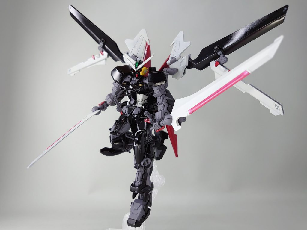 ガンダムアストレイ ノワールM(みおーん)–5枚目/制作者：萩原悠