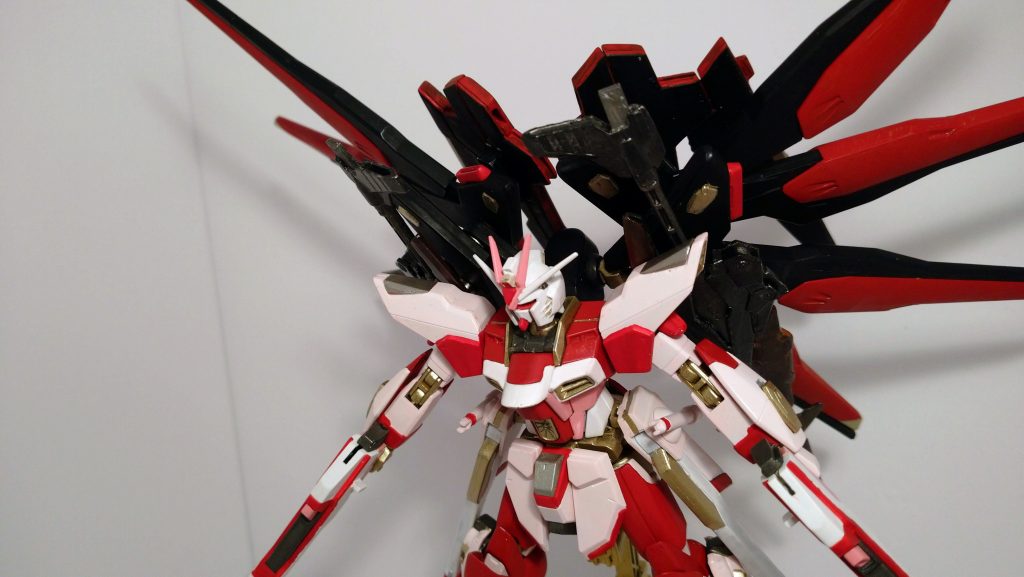 ウイングバインダー部のカレトヴルッフフェダーとライフルビットは脱着可能。